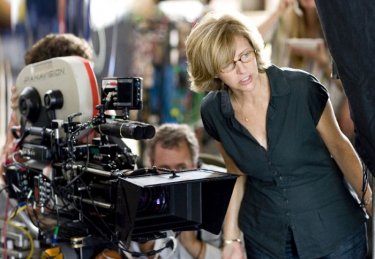 Nancy Meyers sul set del film L'amore non va in vacanza