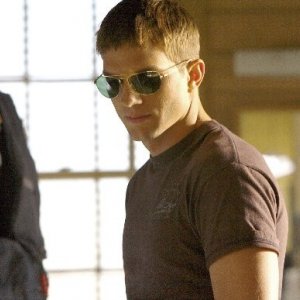 Ashton Kutcher in una sequenza del film The Guardian