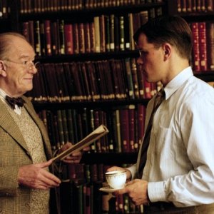 Matt Damon e Michael Gambon in una scena del film The Good Shepherd