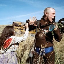 Jodelle Ferland in una scena drammatica del film Tideland