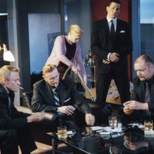 Una scena del film di Aki Kaurismäki Le luci della sera