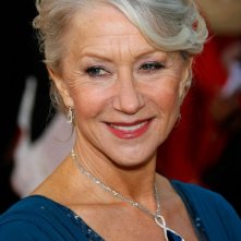 Un primo piano di Helen Mirren, regina indiscussa dei Golden Globes 2007