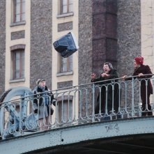 Alain Chabat con Gael García Bernal in una scena del film L'arte del sogno
