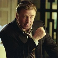 Alec Baldwin In Una Scena Del Film Correndo Con Le Forbici In Mano 36097