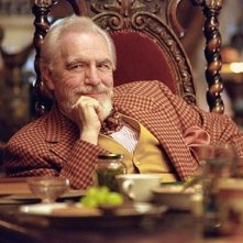 Brian Cox in una scena del film Correndo con le forbici in mano