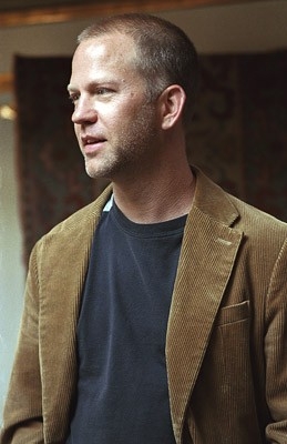 Ryan Murphy in una scena del film Correndo con le forbici in mano