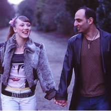 Wasim Zakir e Nichola Burley in una scena di Love + Hate