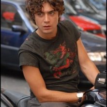 Riccardo Scamarcio in una scena del film Ho voglia di te