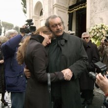 Violante Placido e Diego Abatantuono in una scena del film La cena per farli conoscere