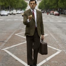 Rowan Atkinson in una scena del film Mr. Bean's Holiday