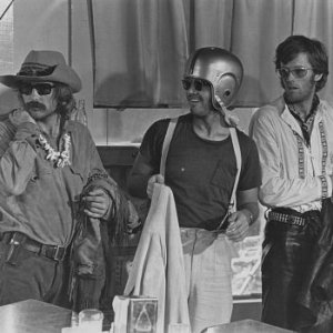 Dennis Hopper, Jack Nicholson e Peter Fonda in una scena di Easy Rider