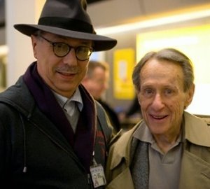 Il direttore della Berlinale 2007 Dieter Kosslick accoglie all'aereoporto il registra Arthur Penn