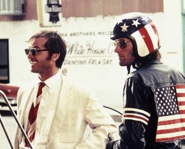 Jack Nicholson con Peter Fonda in una scena di Easy Rider