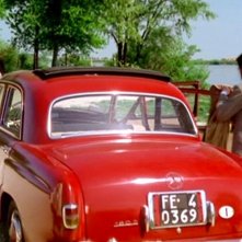 Una scena de La casa dalle finestre che ridono