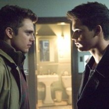 Steven Strait e Sebastian Stan in una scena del film The Covenant