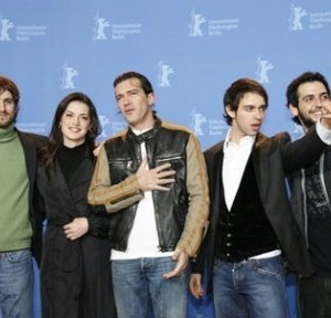 Raúl Arévalo, Maria Ruiz, Antonio Banderas, Alberto Amarilla e Clement Virgo alla Berlinale 2007 per presentare il film El Camino de los Ingleses