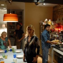 Serra Yilmaz, Luca Argentero, Margherita Buy, Pierfrancesco Favino  in una scena di Saturno Contro