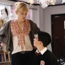 Cate Blanchett ed Andrew Simpson in una scena del film Diario di uno scandalo