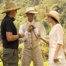 John Curran e Naomi Watts sul set de Il velo dipinto