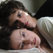 Giovanna Mezzogiorno e Andrea Miglio Risi in una scena del film Lezioni di volo