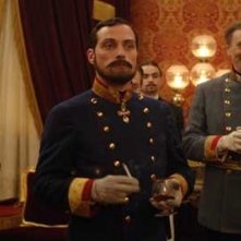 Rufus Sewell in una sequenza del film The Illusionist