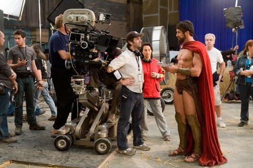 Zack Snyder e Gerard Butler sul set di 300