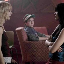 Samaire Armstrong, Frankie Muniz e Sophia Bush in una scena del film Stay Alive