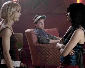 Samaire Armstrong, Frankie Muniz e Sophia Bush in una scena del film Stay Alive