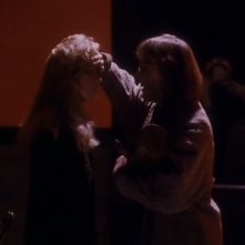 Sheryl Lee e Catherine E. Coulson in una scena di FUOCO CAMMINA CON ME