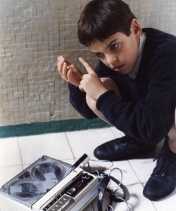 Il protagonista del film Rosso come il cielo