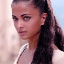 l'attrice indiana Aishwarya Rai in una scena del film L'ultima legione
