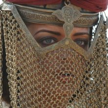 una misteriosa Aishwarya Rai in una scena del film L'ultima legione