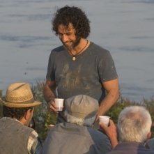 Raz Degan in una scena del film Cento chiodi