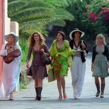 Vanessa Incontrada, Rosalinda Celentano, Lisa Gastoni ed Elena Bouryka in una scena di Tutte le donne della mia vita