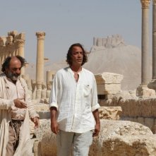 Luca Ward e Alessandro Haber in una scena del film 7 km da Gerusalemme