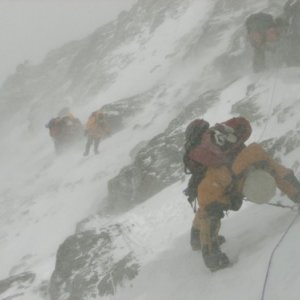 Una scena evocativa di 'Everest: oltre il limite'