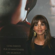 Halle Berry presenta il film Perfect Stranger a Roma
