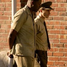 Joseph Fiennes e Dennis Haysbert in una scena di 'Il colore della libertà'