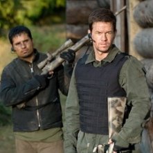 Mark Wahlberg E Michael Pena In Una Scena Di Shooter 39401