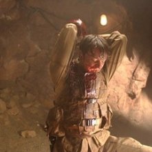 MIchael McMillian in una scena di The Hills Have Eyes II