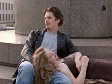Julie Delpy Ed Ethan Hawke In Una Scena Del Film Prima Dell Alba 39484
