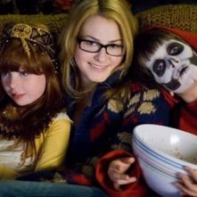 Skyler Gisondo e Scout Taylor-Compton in una scena del film Halloween