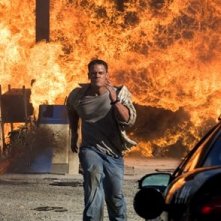 John Cena in una scena 'esplosiva' del film Presa Mortale