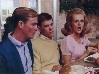 James Daughton, Kevin Bacon e Martha Smith in una scena di Animal House