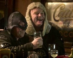 Brendan Gleeson  in una scena del film Breakfast on Pluto