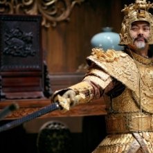 Chow Yun-Fat in una scena del film La città proibita