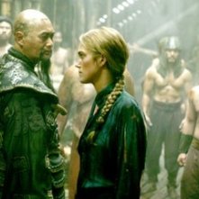 Keira Knightley e Chow Yun-Fat in una scena di Pirates of the Caribbean: At Worlds End
