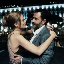 Isabelle Carré e José Garcia ballano inHotel a cinque stelle