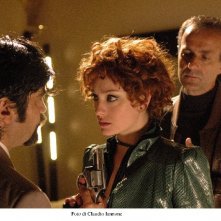 La Mezzogiorno con Roberto Citran e Francesco Pannofino in una scena di Notturno Bus