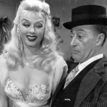 Totò e Dorian Gray in una scena di Totò, Peppino e... la malafemmina